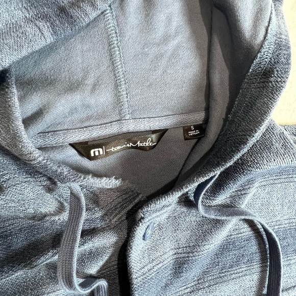 Travis Mathew Size Small Cotton Blend Hooded Blue Button Front Sweater Golf EUC - Picture 3 of 12